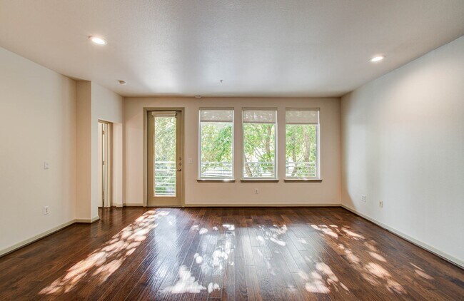 Building Photo - 505 Jackson Hill St