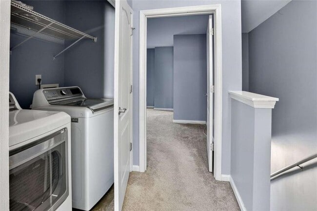 Building Photo - 3449 Parc Dr SW