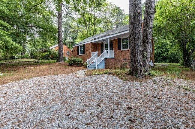 Building Photo - 321 Angier Ave