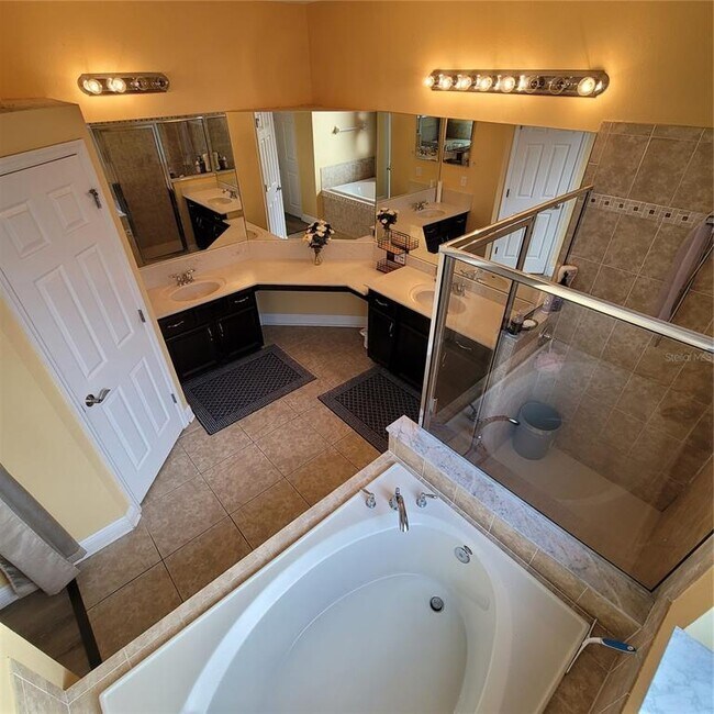 Building Photo - 10850 Breaking Rocks Dr