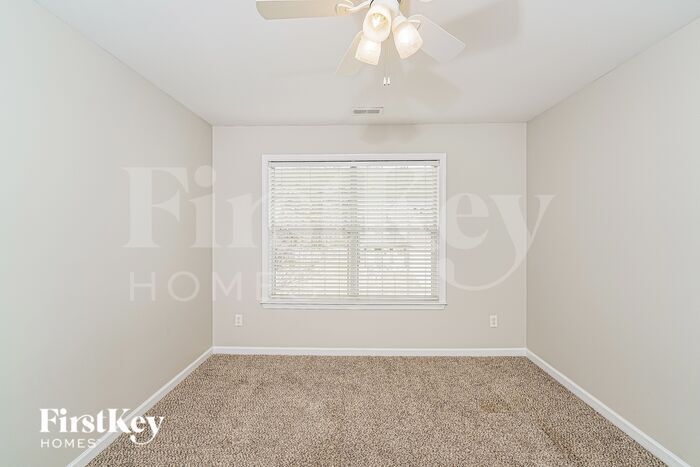 Building Photo - 531 Forest Lakes Dr