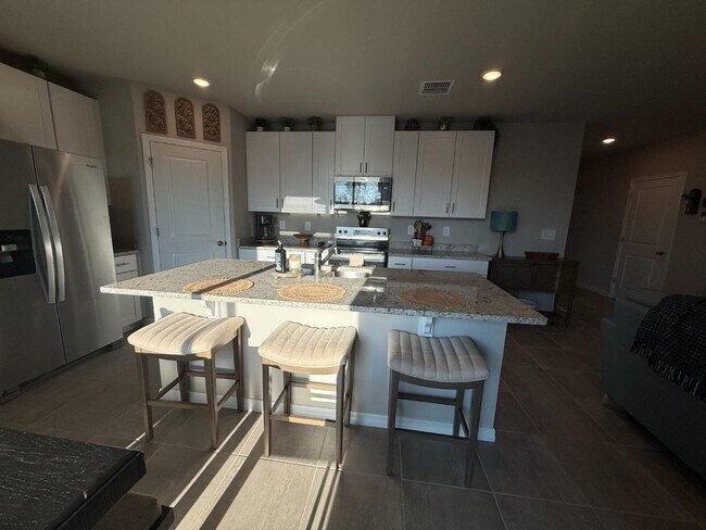 Building Photo - 3919 Radiant Mountain Dr