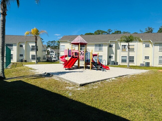 Building Photo - 3 Bedroom/2 bathroom Condo in Kissimmee!!