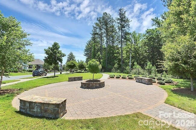 Building Photo - 9328 Glenburn Ln