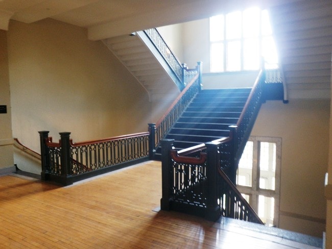 Building Photo - Theresa Park Loft Apartments