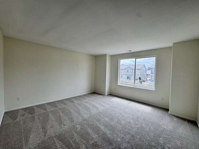 Building Photo - 2444 E 127th Pl