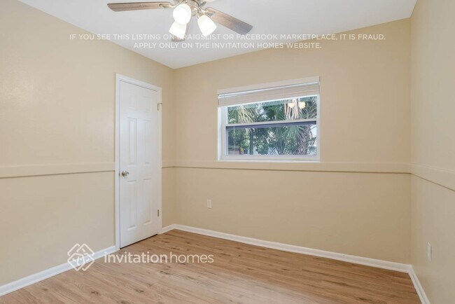 Building Photo - 5119 Divot Ct