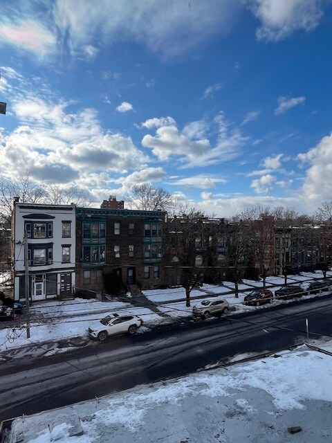 Building Photo - 155 Western Ave