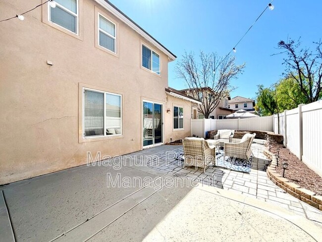 Building Photo - 37239 Ascella Ln