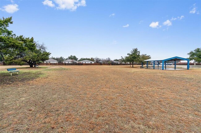 Building Photo - 107 McCarthur Dr