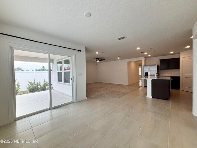 Building Photo - 5597 Bullseye Cir