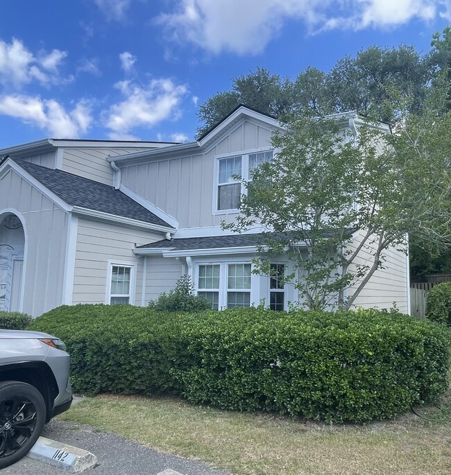 Primary Photo - 1142 Monaco Dr