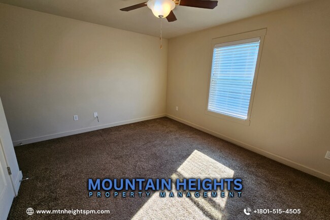 Building Photo - 14397 S Oakfield Way