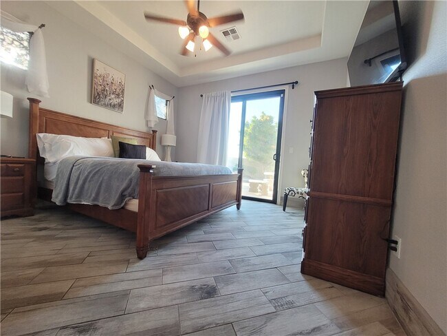 Building Photo - 3130 Fort Mojave Dr