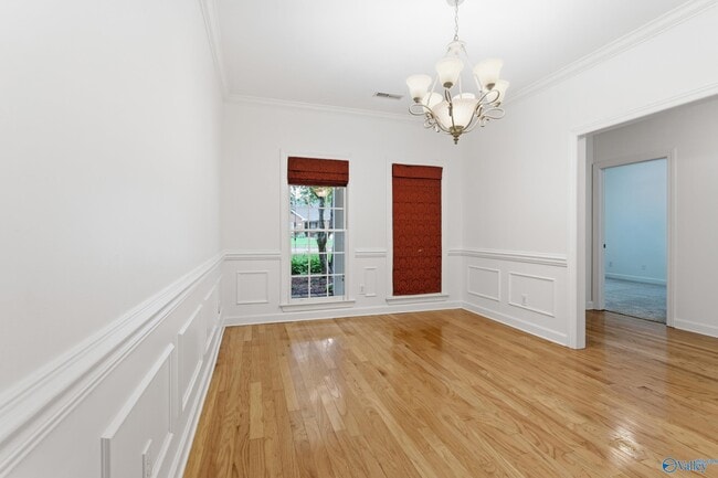 Building Photo - 146 Paul Revere Dr