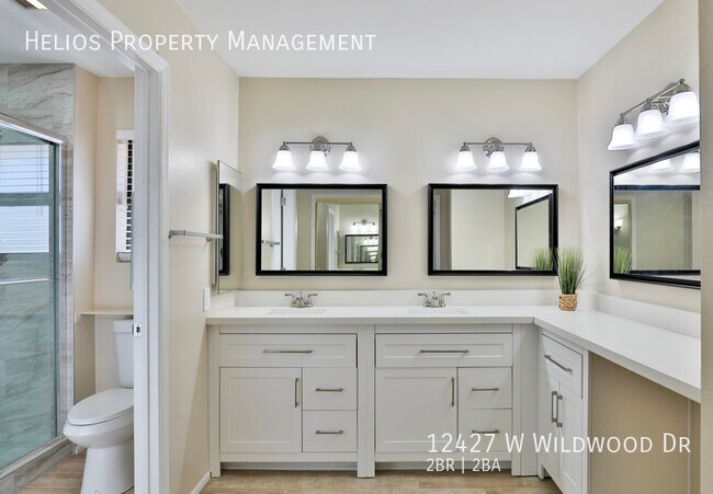 Building Photo - 12427 Wildwood Dr