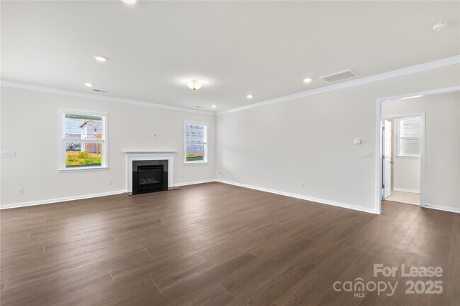 Building Photo - 9008 Catboat St