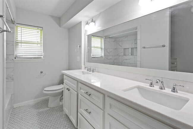 Building Photo - 4414 Belle Glade Dr
