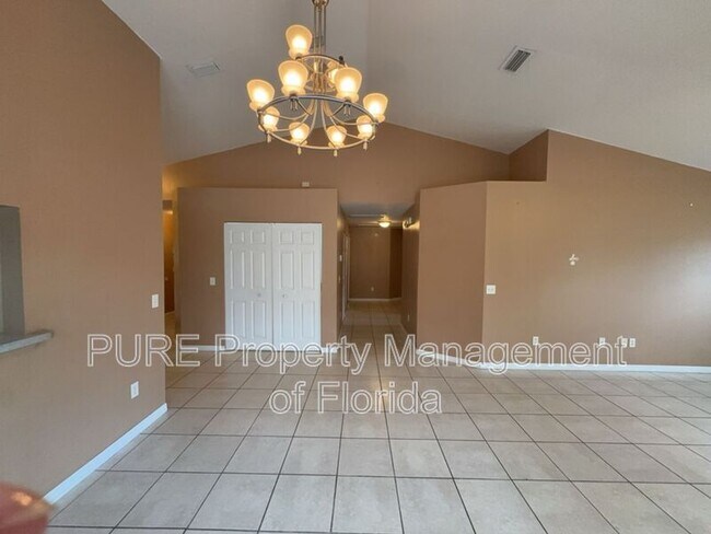 Building Photo - 11960 SW 45 St