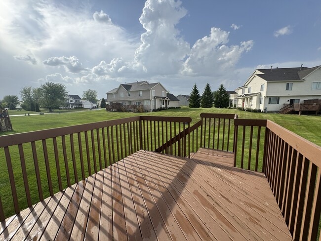 Building Photo - 7416 Chucks Way