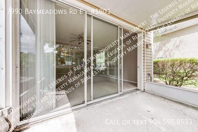 Building Photo - 7990 Baymeadows Rd E