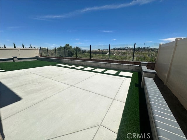 Building Photo - 30460 Arroyo Spgs St