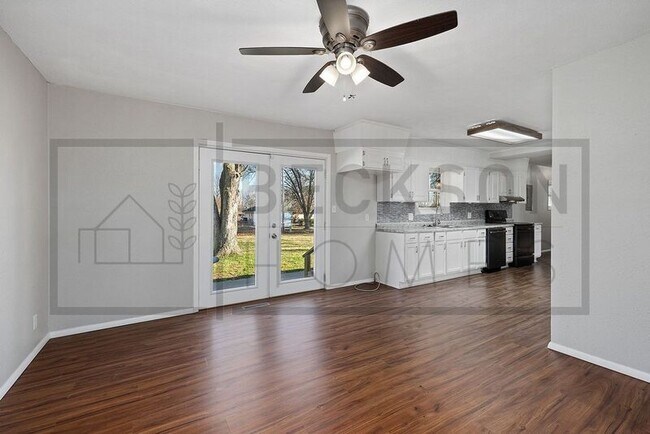 Building Photo - 5812 West Byp