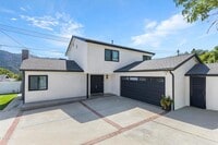 Building Photo - 9321 Belvoir Ave