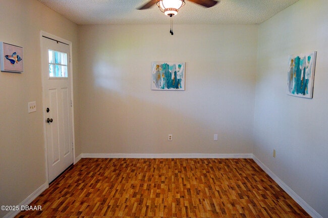 Building Photo - 64 Cardinal Dr