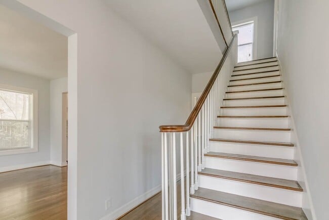 Building Photo - 3321 Charleston St