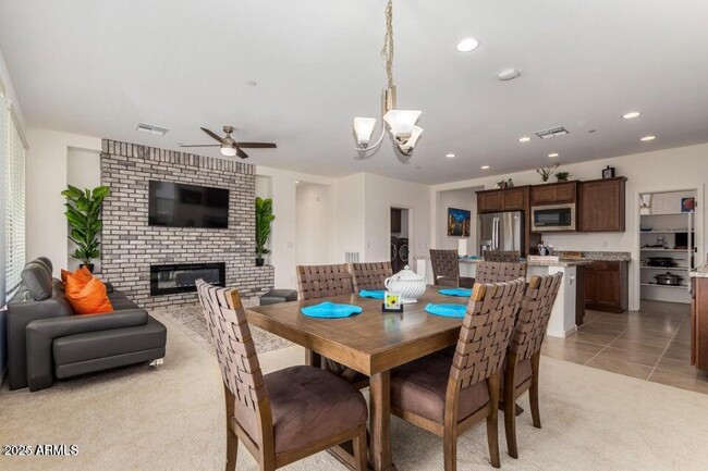 Building Photo - 17863 E Paria Canyon Dr