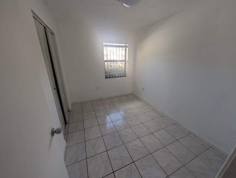 Building Photo - 20422 NW 29th Pl