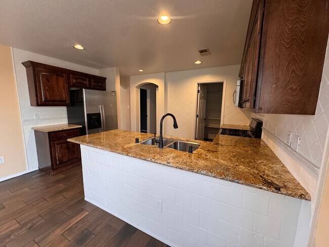 Building Photo - 6300 Verdi Way NW