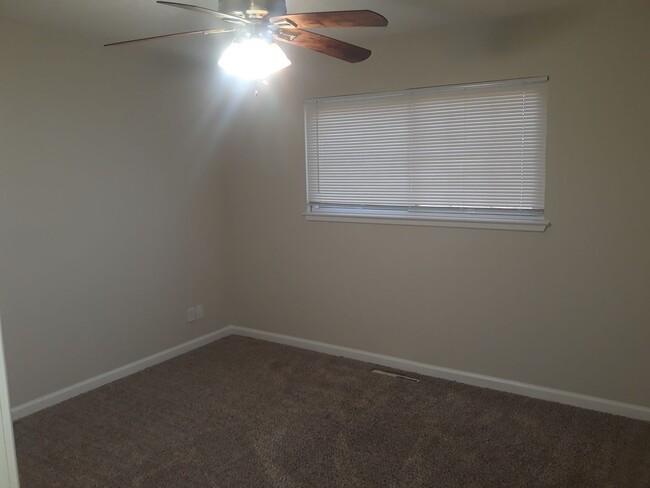 Building Photo - Adorable 2 bedroom home in Fresno!