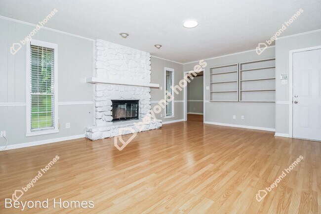 Building Photo - 3 br, 2 bath House - 70 Kingspark