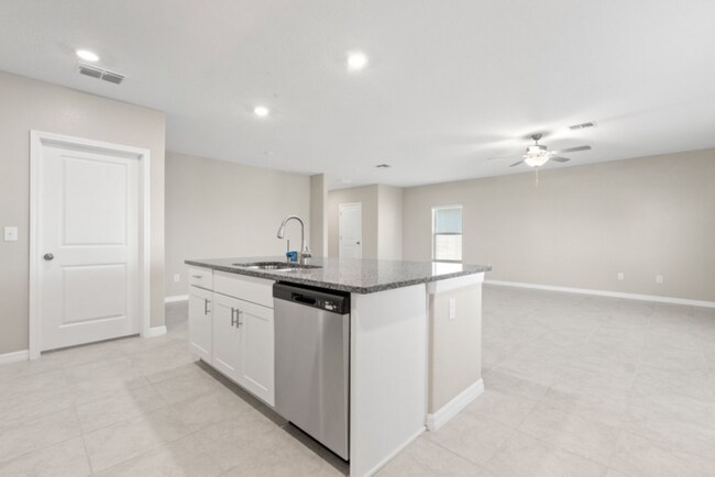 Building Photo - LIKE  NEW 5 Bedroom House for Rent in Epperson Ranch!