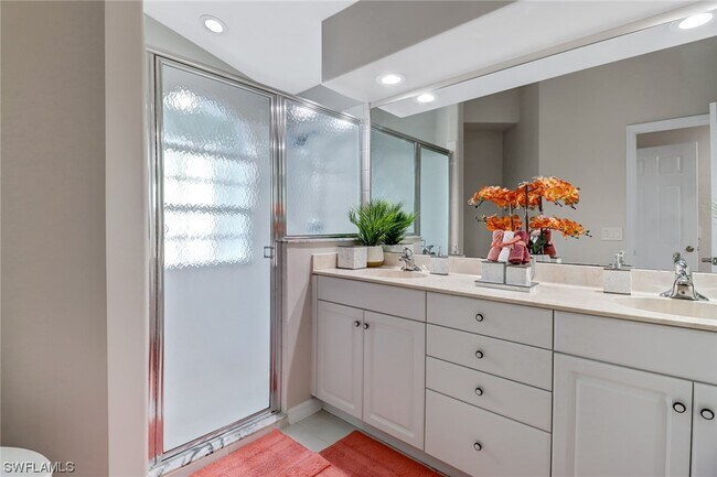 Building Photo - 1100 Silverstrand Dr