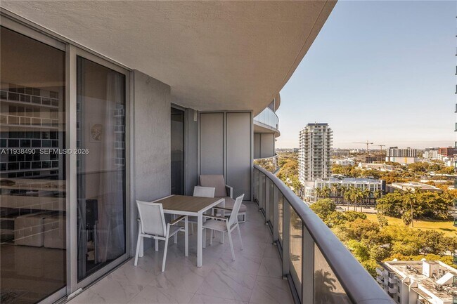 Building Photo - 488 NE 18th St