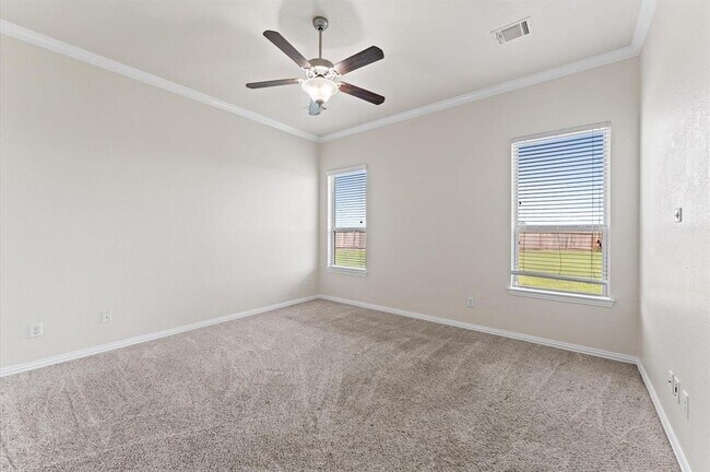 Building Photo - 2043 Plum Rose Ln