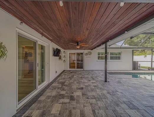 Building Photo - 1368 Whispering Pines Dr