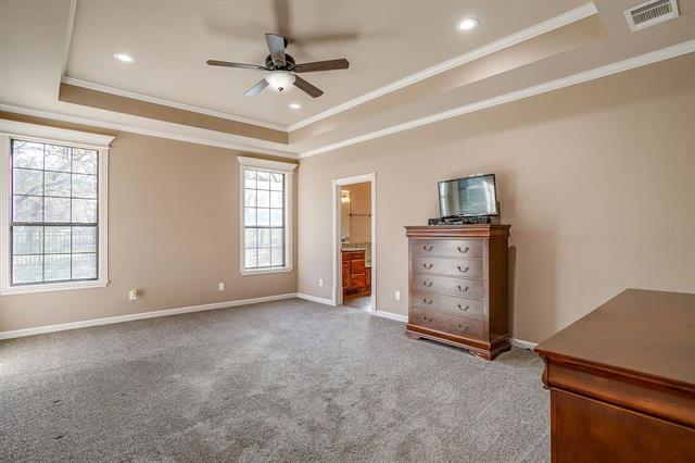 Building Photo - 129 Eagle Dr