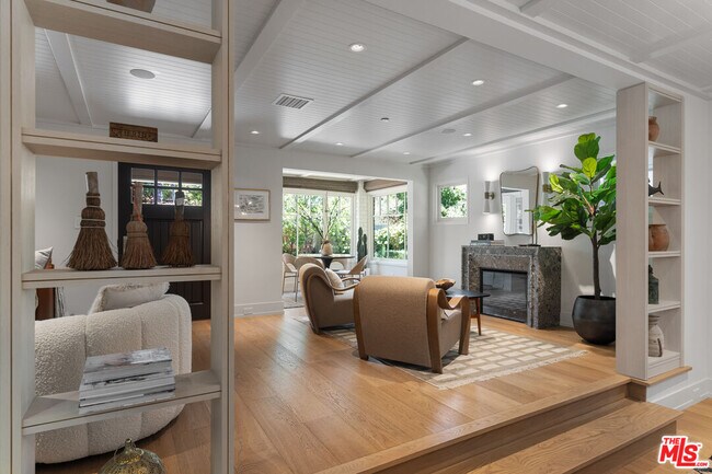 Building Photo - 929 Marco Pl