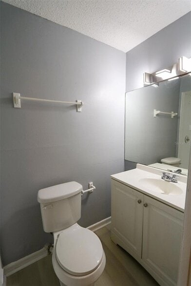 Building Photo - 1810 E 143rd Ave