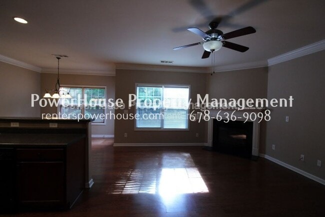 Building Photo - 4830 Hastings Terrace