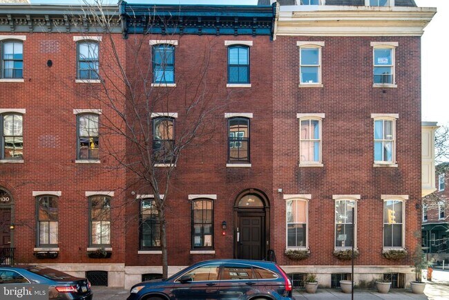 Building Photo - 2132 Pine St