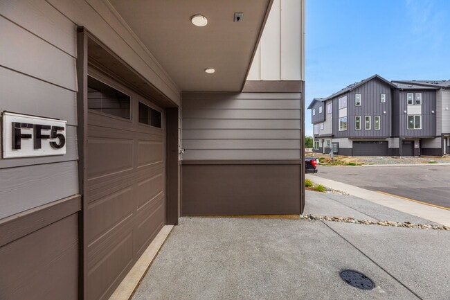 Building Photo - 14707 87th Ave SE