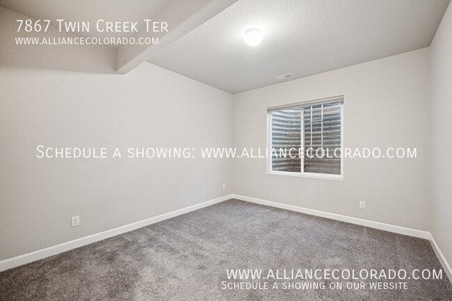 Building Photo - 7867 Twin Creek Terrace