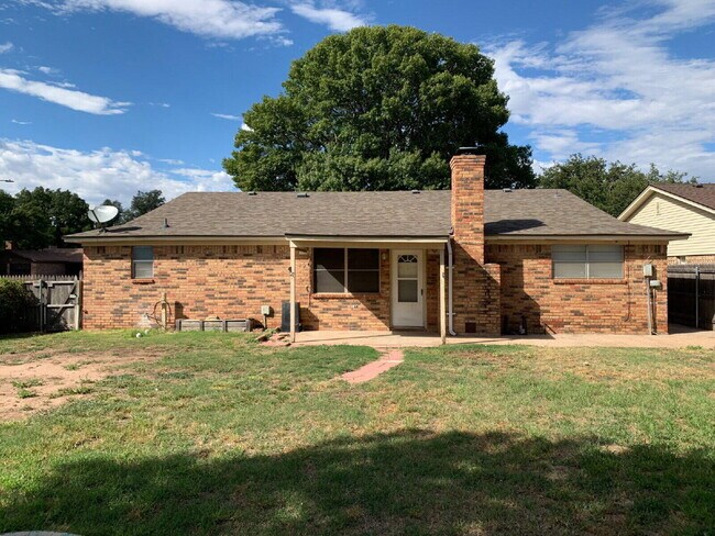 Building Photo - 4619 61st St