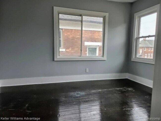 Building Photo - 2030 Hazelwood St