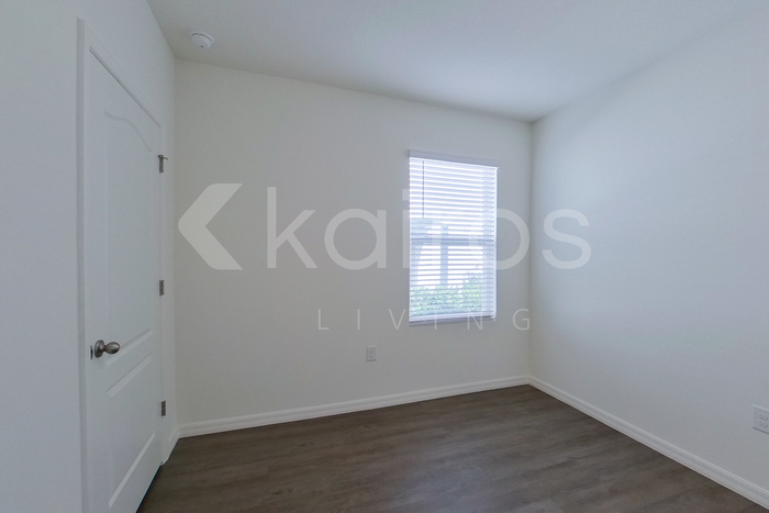 Building Photo - 32125 Katelin Cir